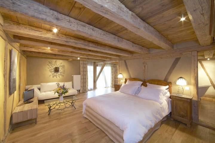 Chambre d’hôte pour 2 personnes, avec Terrasse et Jardin ainsi que Piscine et Sauna à Zimmersheim