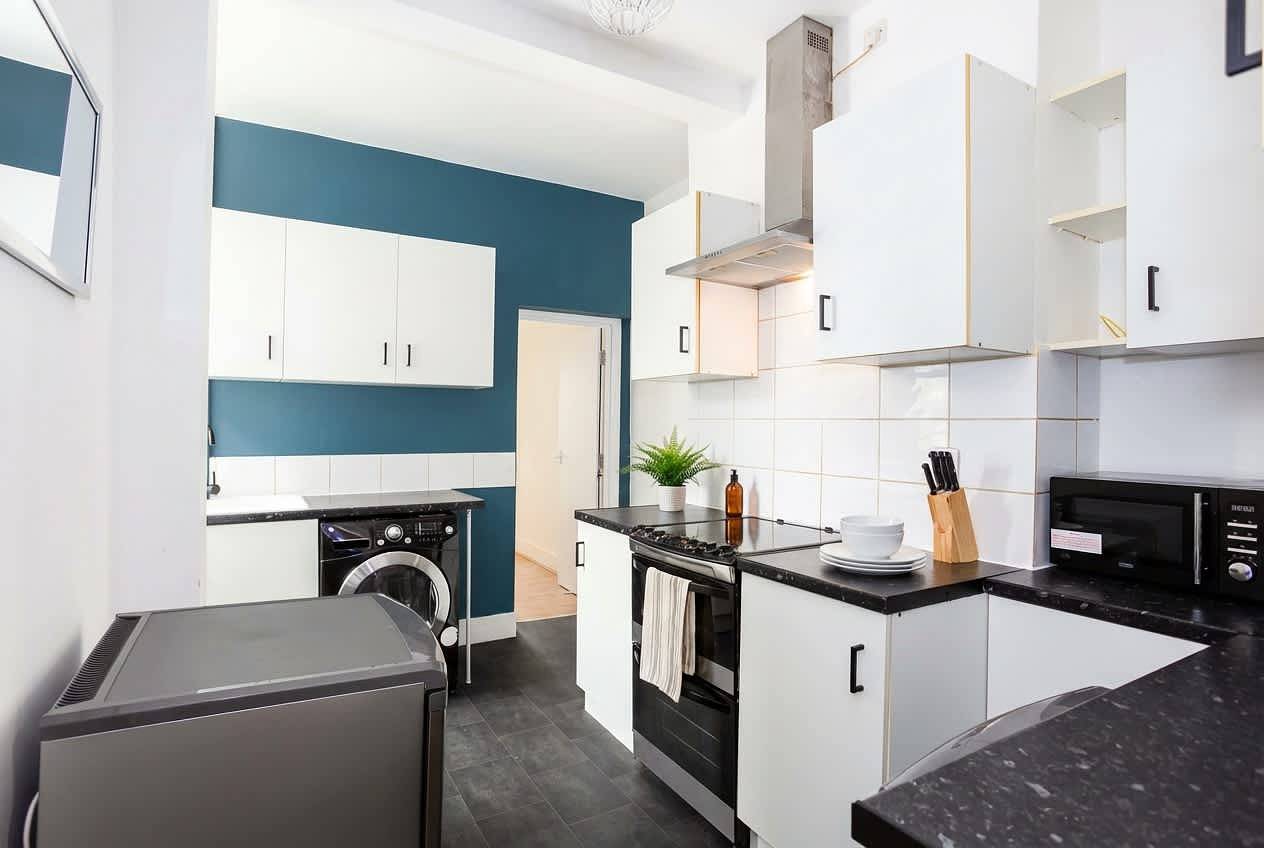 Spacious 3 Bedroom Home with Parking in Southend in Southend-on-Sea, Este de Inglaterra