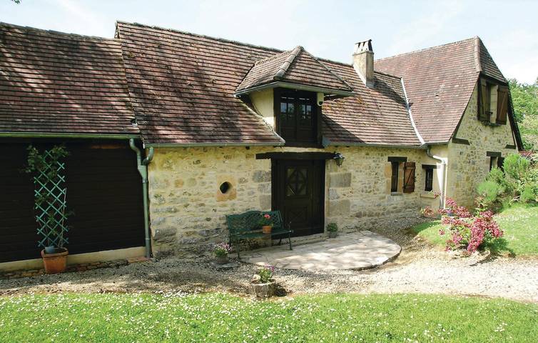 Location de vacances pour 6 personnes, avec terrasse et jardin à Fleurac - 4