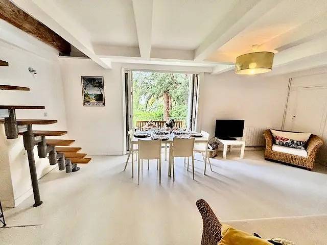 Apartamento entero, Appartement familial au cœur de Porquerolles – confort & sérénité in Hyeres, Costa mediterránea (Francia)