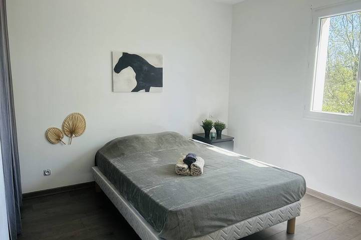 Location de vacances pour 7 personnes, avec jardin et terrasse à Labeaume - 4