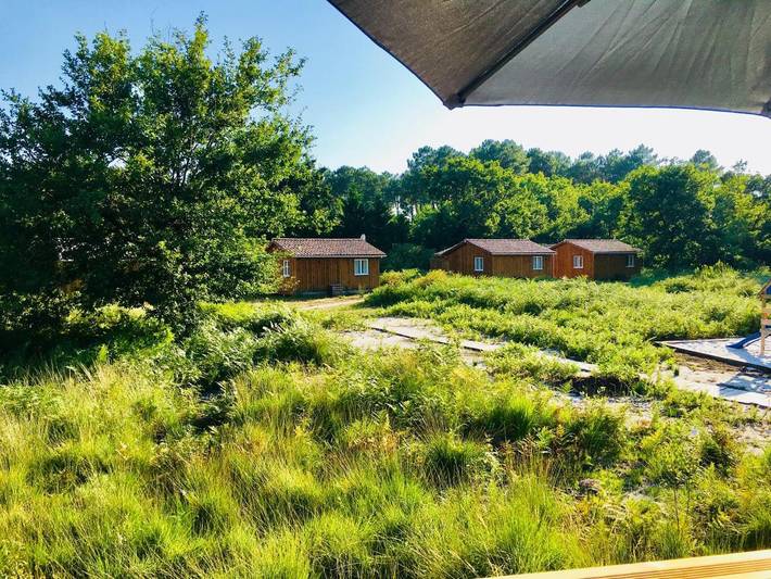 Gîte pour 4 personnes, avec terrasse à Gastes