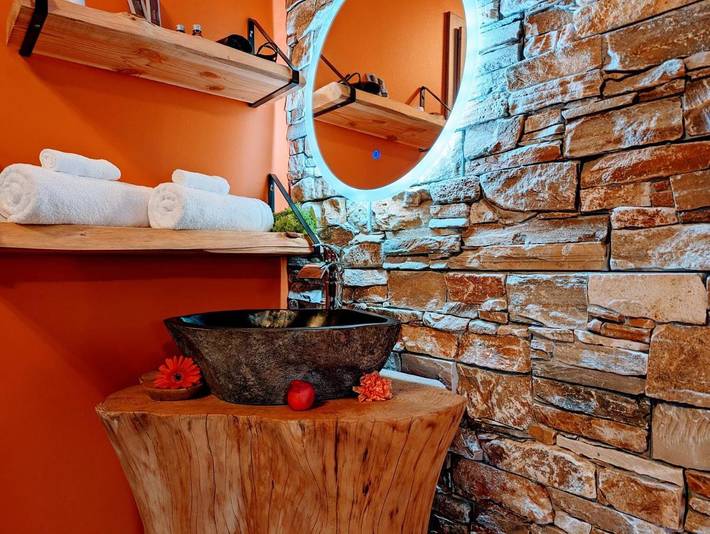 Gîte pour 2 personnes, avec terrasse ainsi que vue et sauna dans Carspach - 3