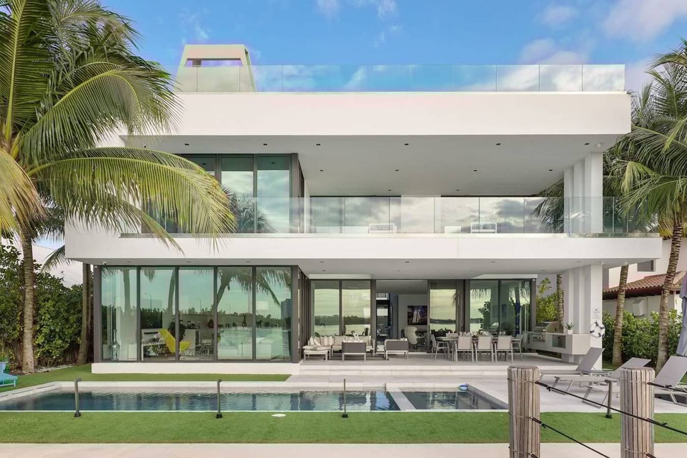 Coastal Bayfront Villa with Heated Pool in North Bay Village, Florida