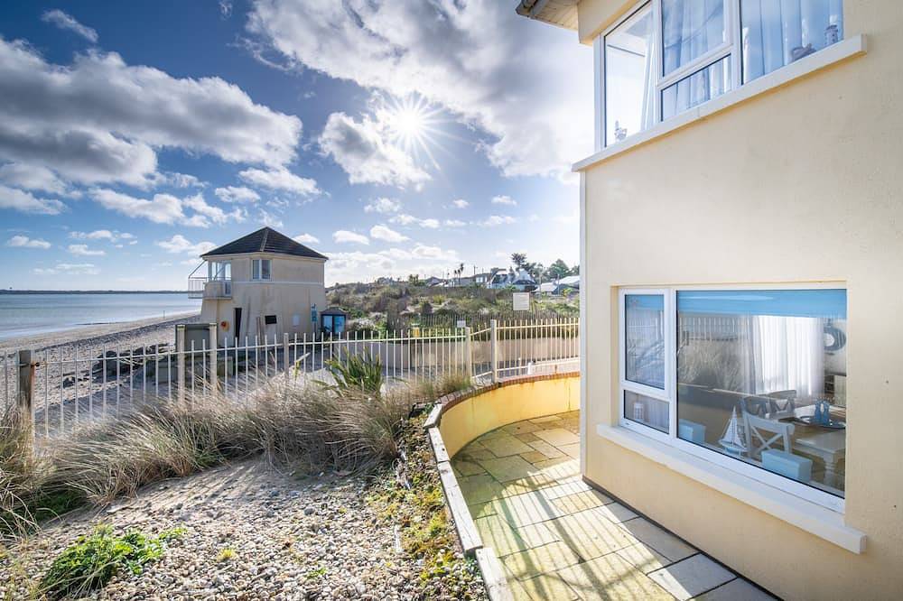 Entire apartment, Seaview Apartment, Silversands, Rosslare Strand, Co. Wexford in Rosslare, County Wexford