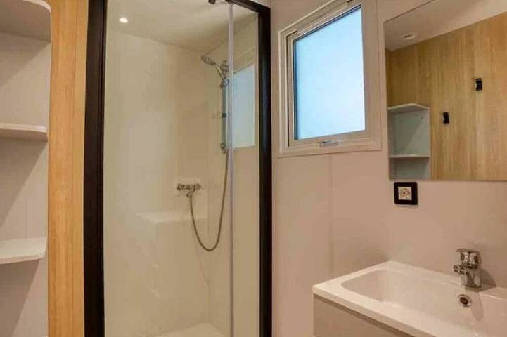 Mobil home pour 6 personnes à Girac - 3