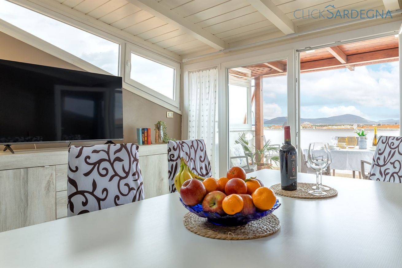 Apartamento entero, Apartamento de vacaciones para 4 personas con balcón/terraza in La Pietraia, Alguer