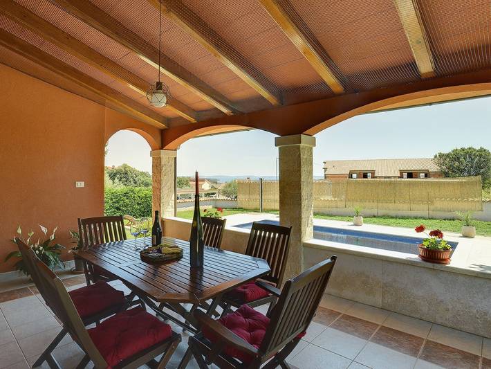 Villa pour 5 personnes, avec piscine à Barbariga - 2