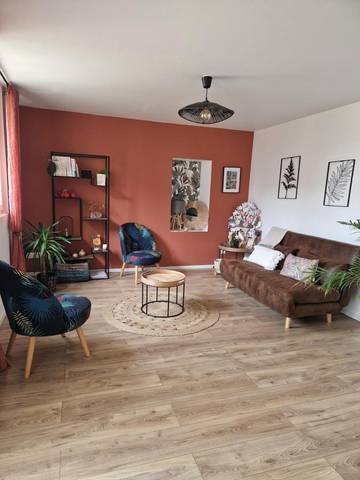 Gîte pour 4 personnes, avec jardin, animaux acceptés à Soindres