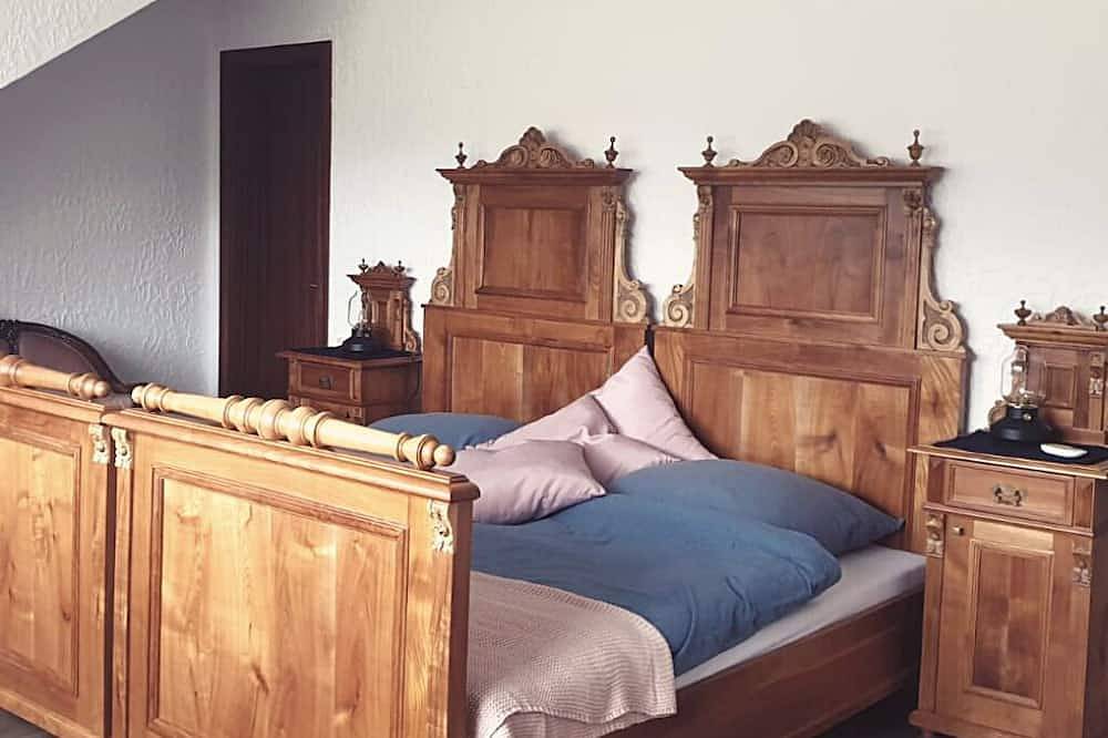 Ganze Wohnung, Grandma Lina house - quiet, lots of space & infrared cabin in Greifenstein, Lahn-Dill-Kreis