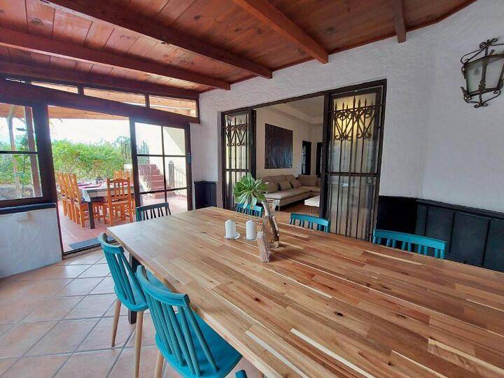 Entire apartment, La Casa Finca Tabaiba in Adeje, South Tenerife