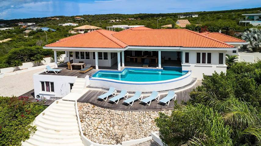 Villa pour 8 personnes, avec jardin et piscine - 1