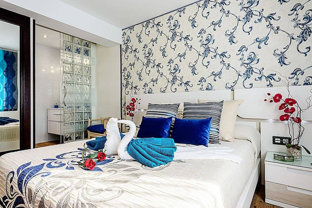 Entire apartment, Holiday Rental Salamanca 4pax Wifi and Parking / Offers end of season in Santo Tomás, Salamanca