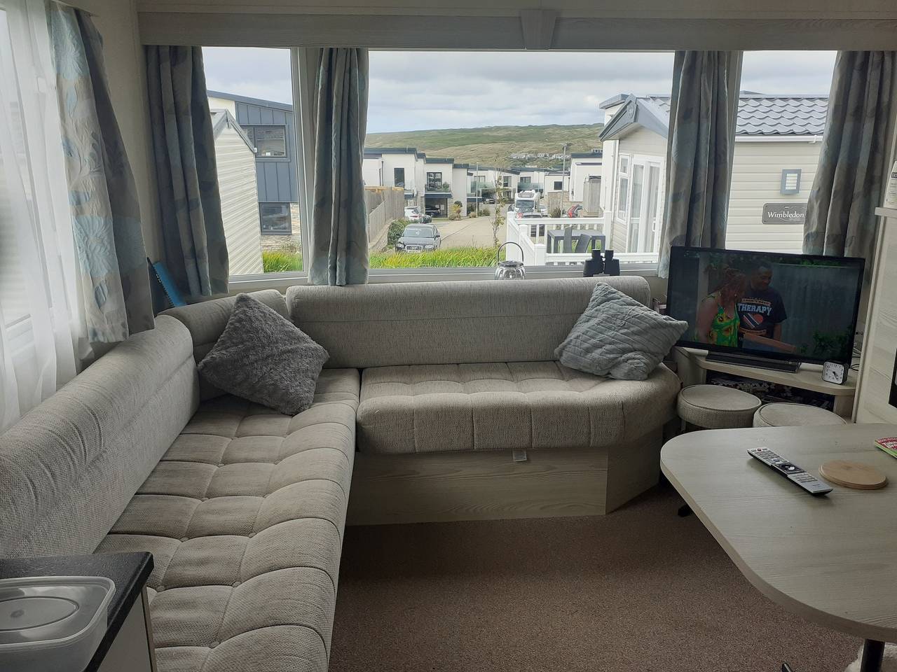 Perranporthcaravan/2bedroom/Tv/Gasfire in Perranporth, Cornwall