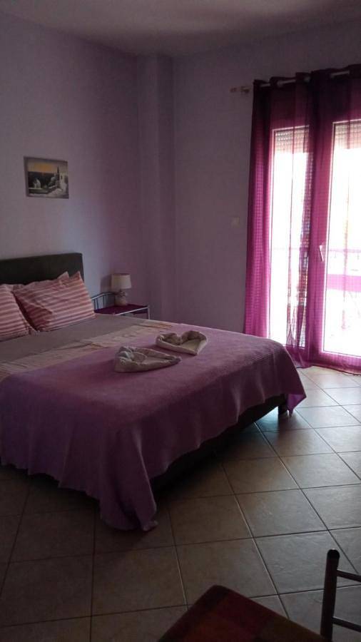 Gîte pour 2 personnes, avec Balcon ainsi que Terrasse et Vue dans Palaia Epidavros - 4