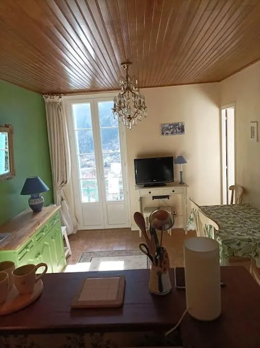Holiday apartment for 2 people, with balcony and view - 1