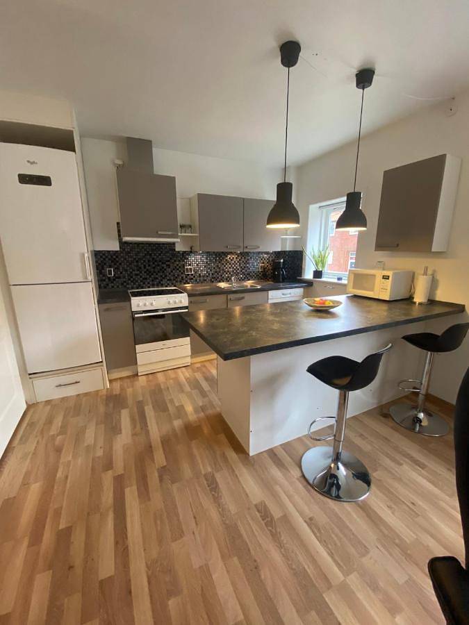 Appartement de vacances pour 5 personnes, avec vue ainsi que terrasse et jardin