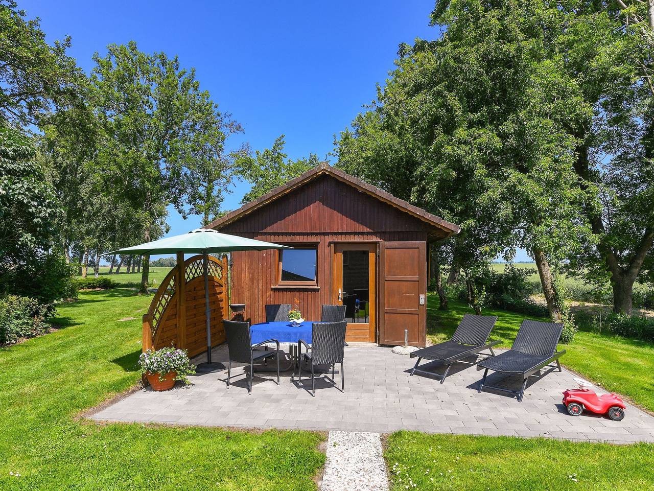 Ganze Ferienwohnung, Ferienhof Ennenhof in Buttforde bei Werdum - Ferienwohnung Elsternest in Wittmund, Nordseeküste