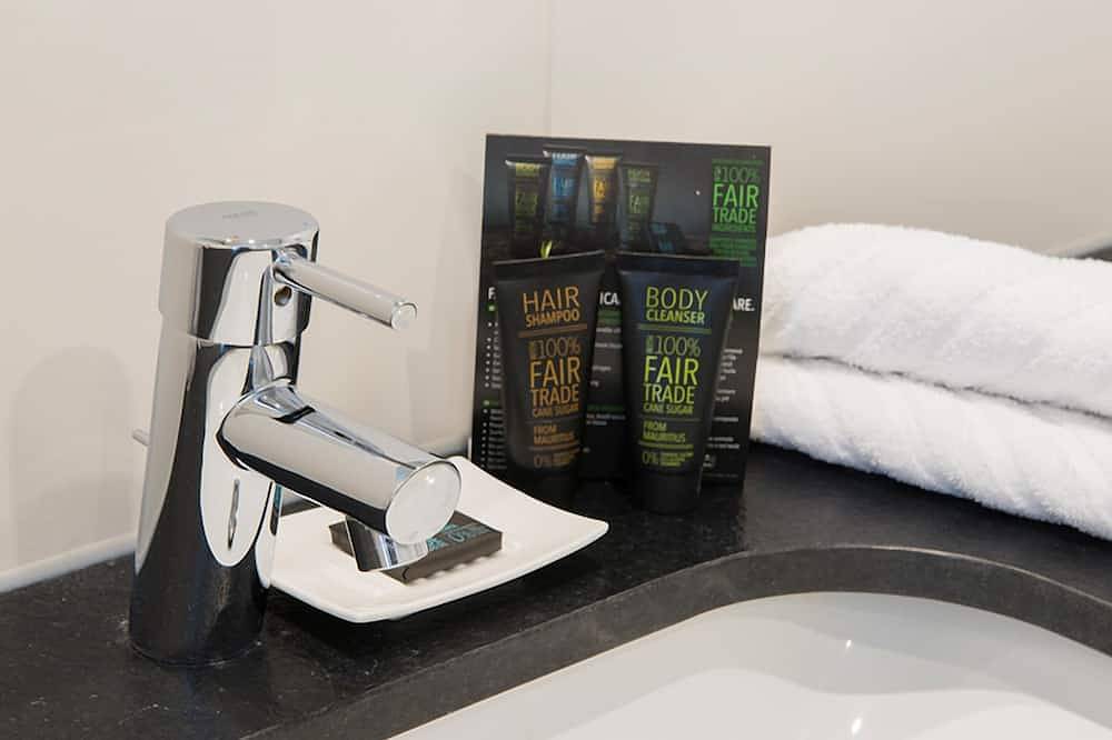 Tranquil Stay w/ Wellness Amenities & Scenic Views | Onsite Dining in Wageningen, Hoge Veluwe