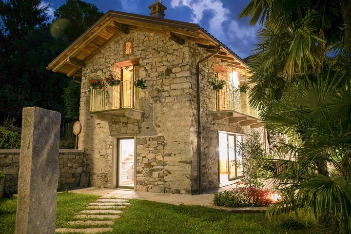 Ferienhaus für 4 Personen, mit Terrasse und Ausblick sowie Seeblick und Garten, mit Haustier - 1