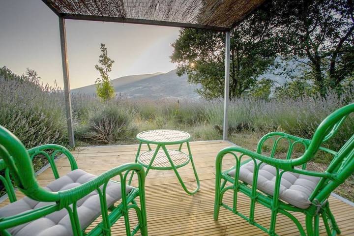Maison de campagne pour 3 personnes, avec vue ainsi que piscine et jardin à Covilhã - 3