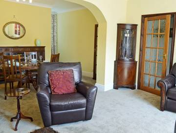 Vacation Rental for 4 Guests in Bunbury, Cheshire, Picture 2