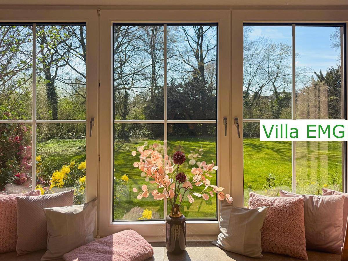 Luxury Villa Emg Steinfurt - Historische Villa mit Sauna, Spa, Garten & großem Essbereich für bis zu 22 Personen in Steinfurt, Münsterland