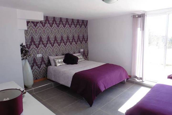 Water Slide, Beer Tap, Games Room, Play Park, 2 Kitchens – Space & Fun! in Busot, Costa Blanca