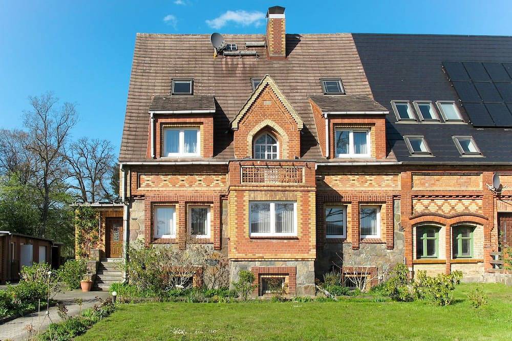 Ganze Wohnung, Am Park in Raben Steinfeld, Ludwigslust-Parchim