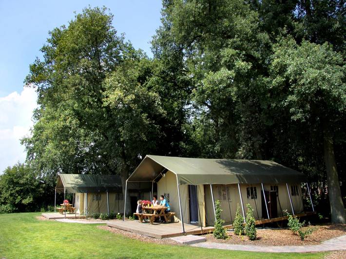Camping für 5 Personen, mit Terrasse in Overijssel - 2