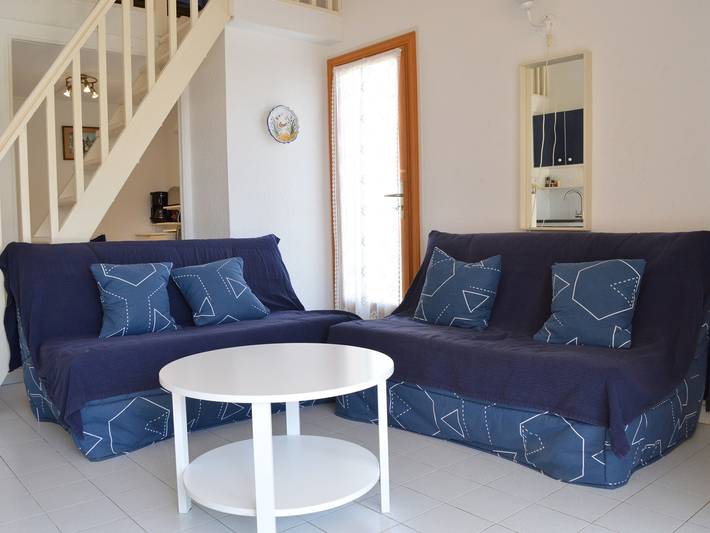 Location de vacances pour 4 personnes, avec terrasse dans Plage Mateille - 2