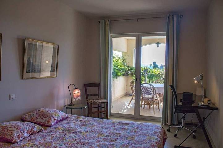 Traumvilla (150m²) / 3 Schlafzimmer / Panoramablick / Überlaufpool in Montauroux, Mittelmeerküste (Frankreich)