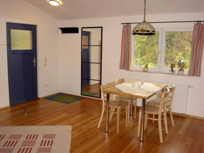 Ferienwohnung für 2 Personen, mit Terrasse und Garten in Kirchzell - 2