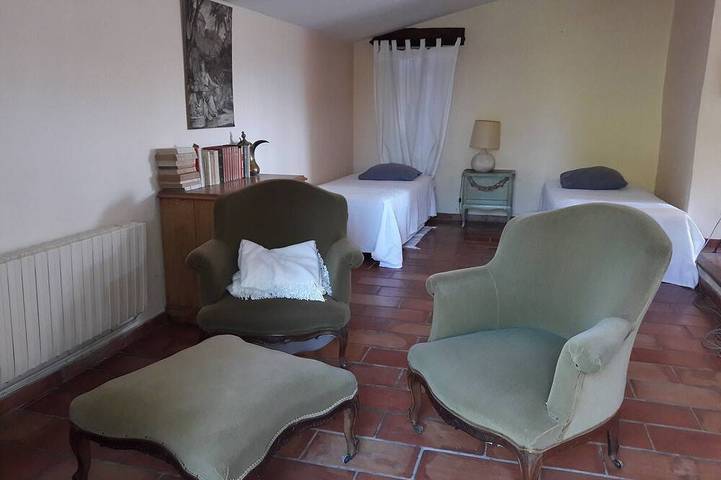 Gîte pour 7 personnes, avec jardin à Ongles - 4