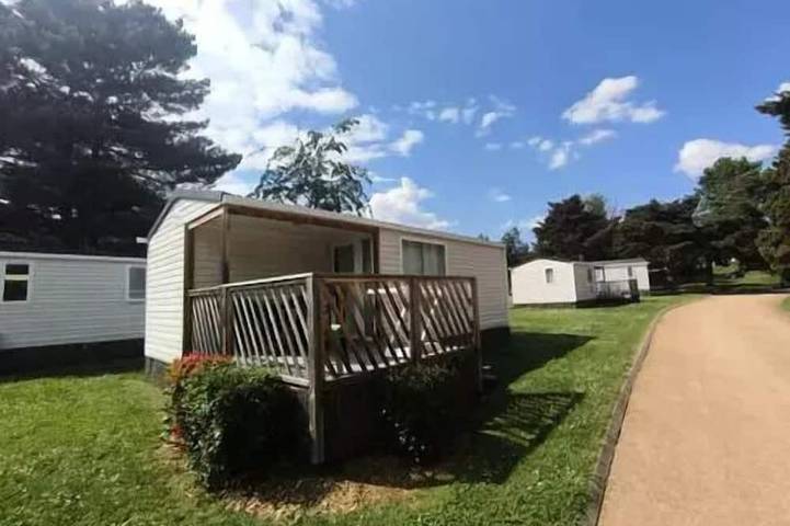 Mobil home pour 4 personnes à Ceyrat