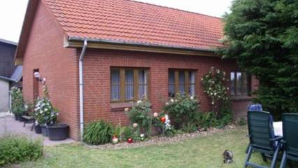 Ferienhaus für 4 Personen, mit Garten und Terrasse in Hasselberg