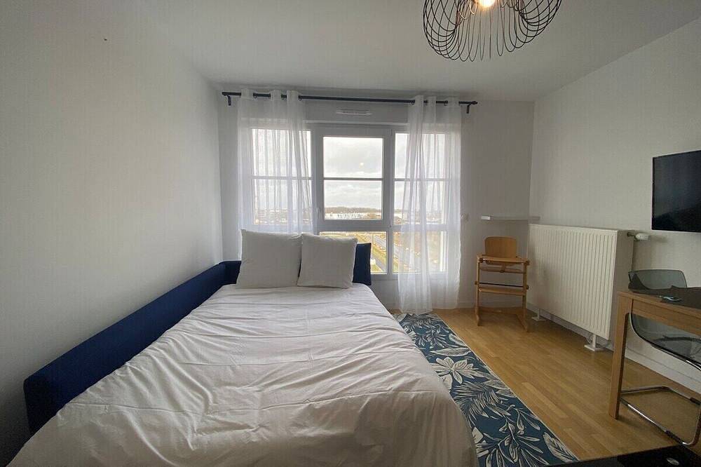 Entire apartment, Blue By Dream Apartments in Chessy, Seine-et-Marne