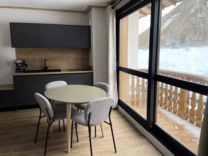 Entire apartment, Apartment 2 rooms - 4 people in Bessans, Saint-Jean-de-Maurienne region