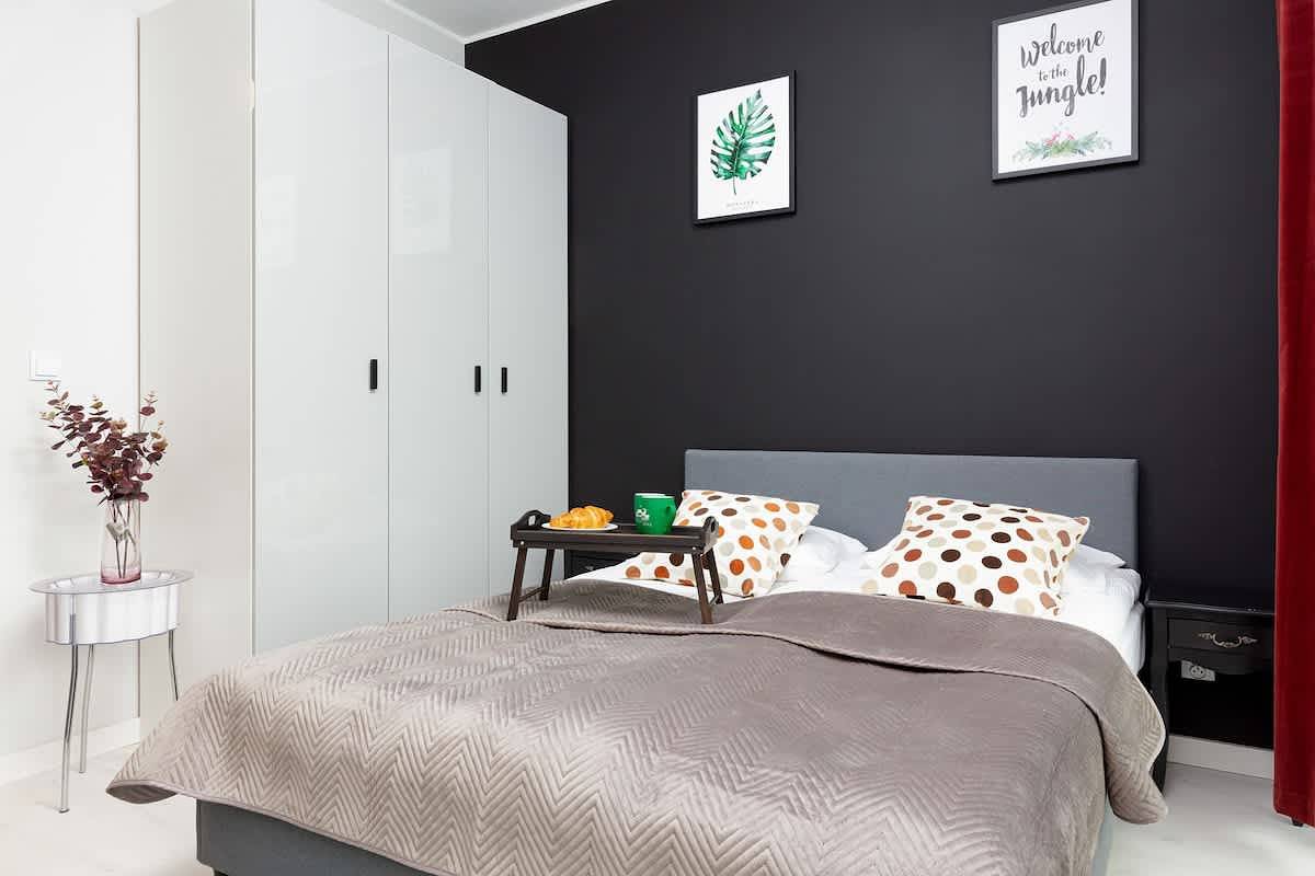 Geheel vakantieappartement, Modern Studio | Parking | Air Conditioning | Close to Expo Xxi in Warschau, Mazovië