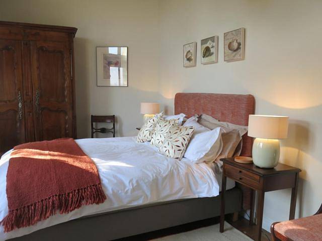 Location de vacances pour 2 personnes, avec piscine ainsi que jardin et vue à Chênehutte-Trèves-Cunault - 2