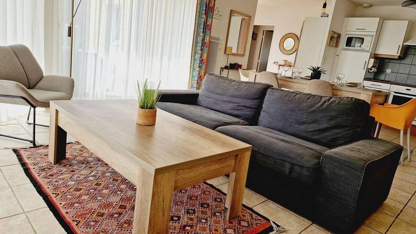 Maison d’hôte pour 6 personnes, avec terrasse ainsi que jardin et piscine aux Les Sables-d'Olonne - 4