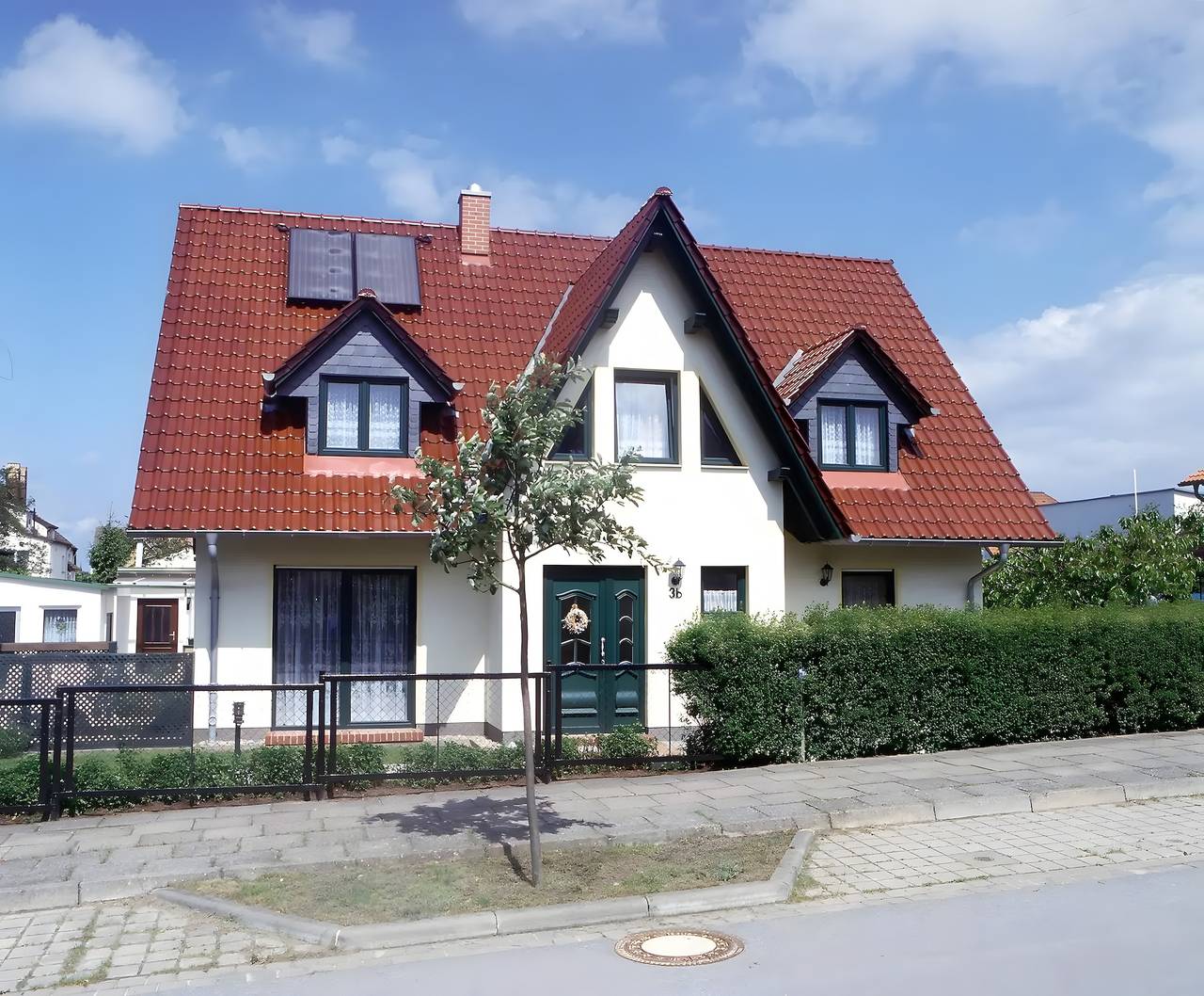 Ganze Wohnung, Ferienwohnung 'Arne' mit gemeinsamer Terrasse, Gemeinschaftsgarten und Wlan in Koserow, Bernsteinbäder