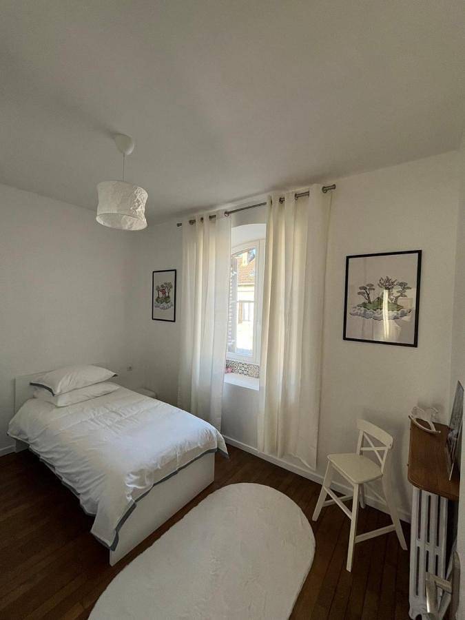 Appartement entier, Apartment in Villers-Cotterêts, Aisne