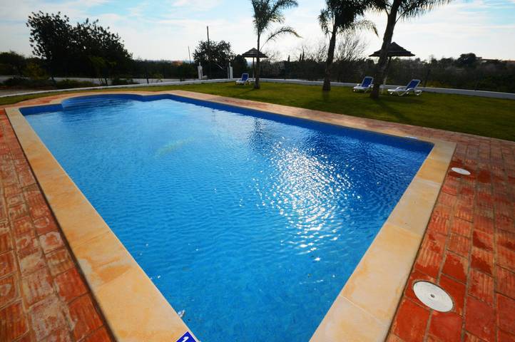 Location de vacances pour 8 personnes, avec jardin dans Alcantarilha - 3