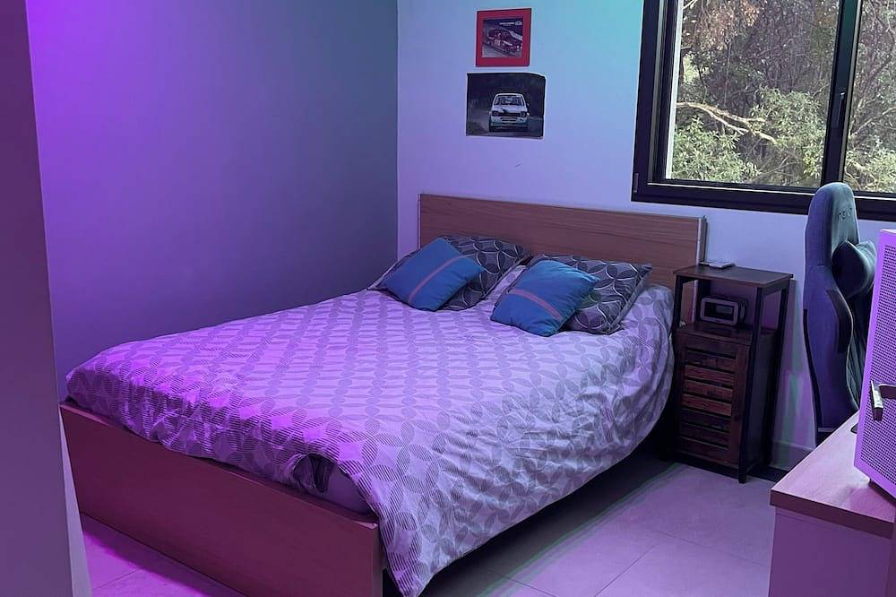 Vacation home for 10 people in Pic Saint Loup in Saint-Mathieu-de-Tréviers, Region de Montpellier