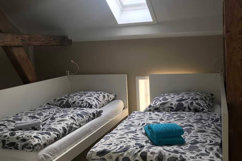 Ganze Wohnung, Ferienwohnung 3 - Ferienwohnung Eckloff in Wittenberg, Wittenberg (Landekris)