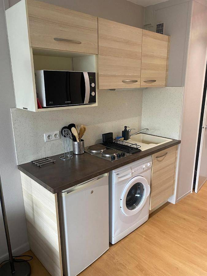 Gîte pour 2 personnes, avec vue dans Office De Tourisme De Royat Chamalieres - 3