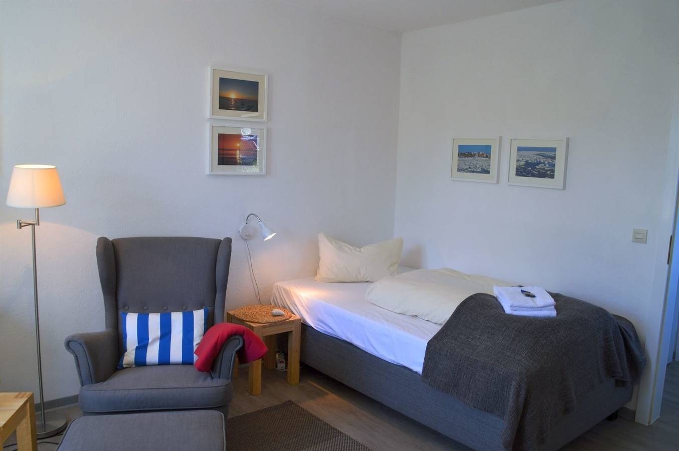 Ganze Ferienwohnung, Flurstrasse - Og links in Wyk auf Föhr (Stadt), Wyk auf Föhr