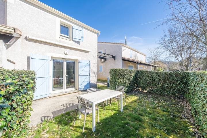 Location de vacances pour 4 personnes, avec piscine ainsi que terrasse et jardin dans Gorges de l’Ardèche - 3
