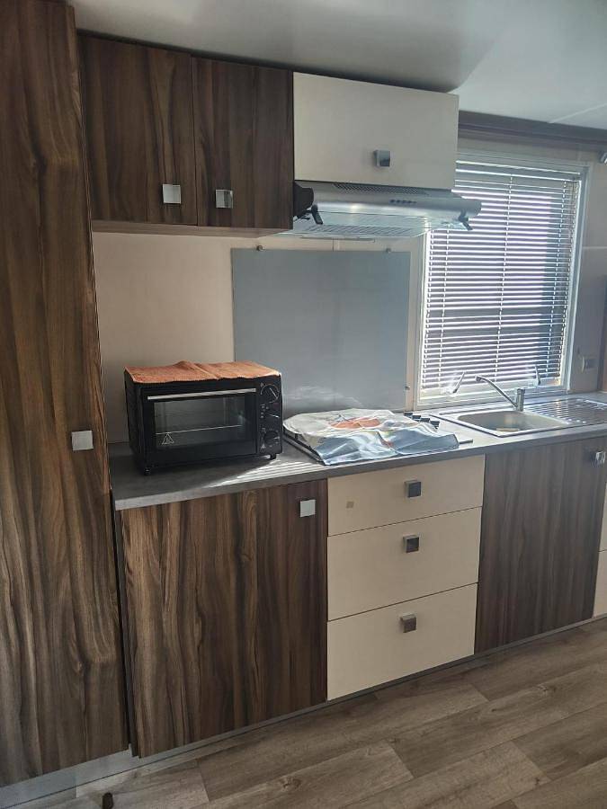 Gîte pour 6 personnes, avec jardin ainsi que vue et terrasse à Verneix